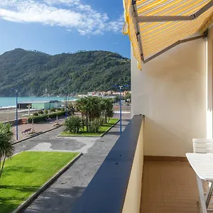 Riva Al Mare Flat Appartamento